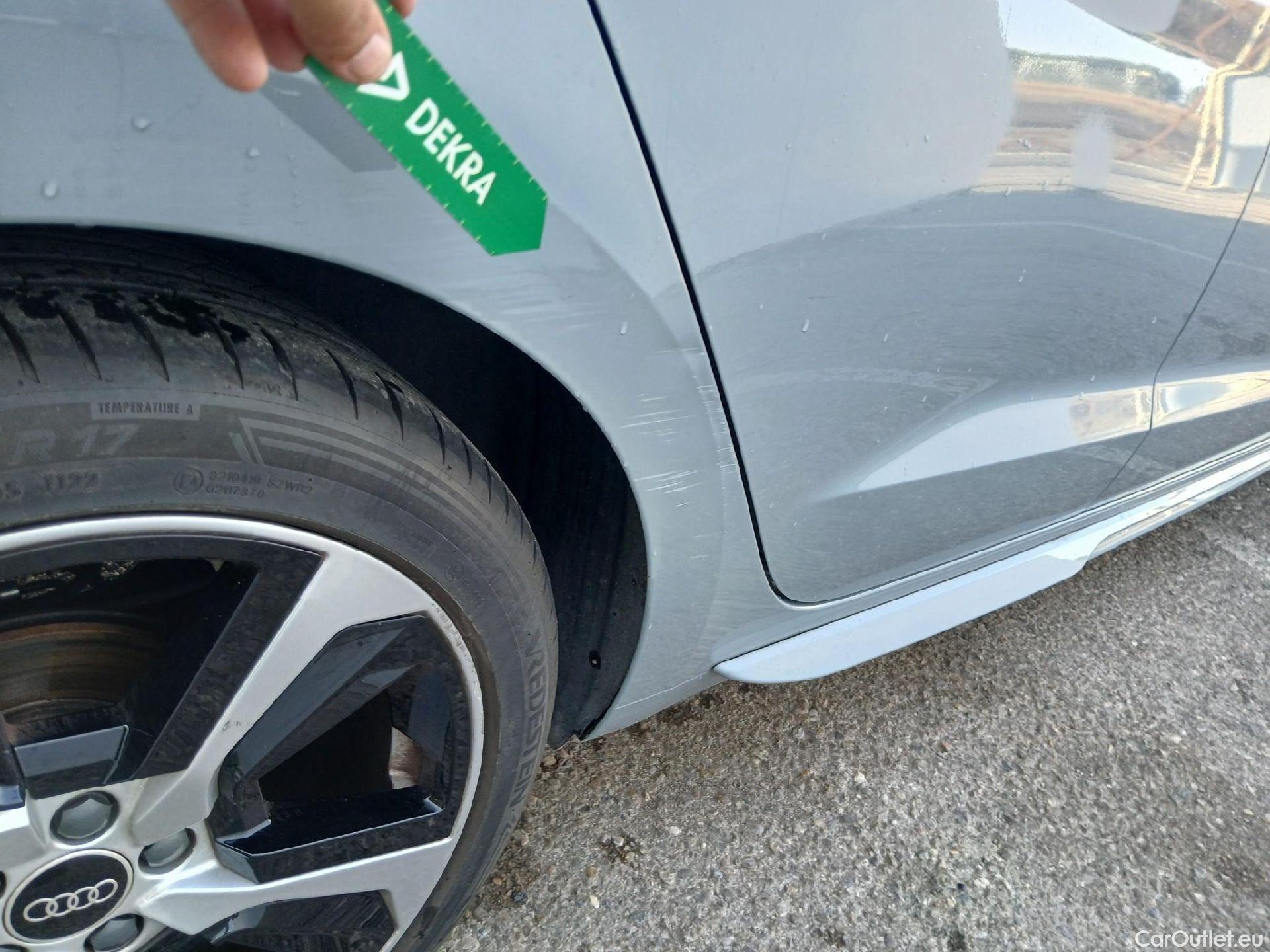  Audi  A1 Sportback AUDI A1 / 2018 / 5P / berlina con portón Sportback Adrenalin 30 TFSI 81kW S tron(SP) #29