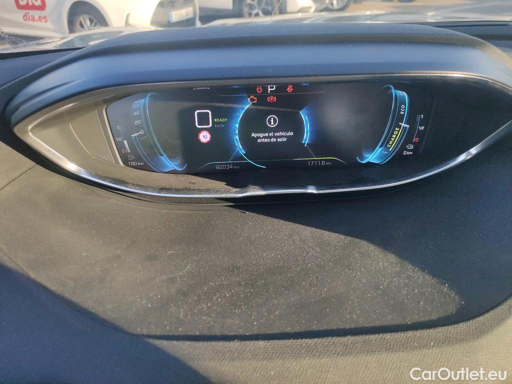  Peugeot  3008 PEUGEOT  Hybrid / 2020 / 5P / todoterreno 225 e-EAT8 Allure #40