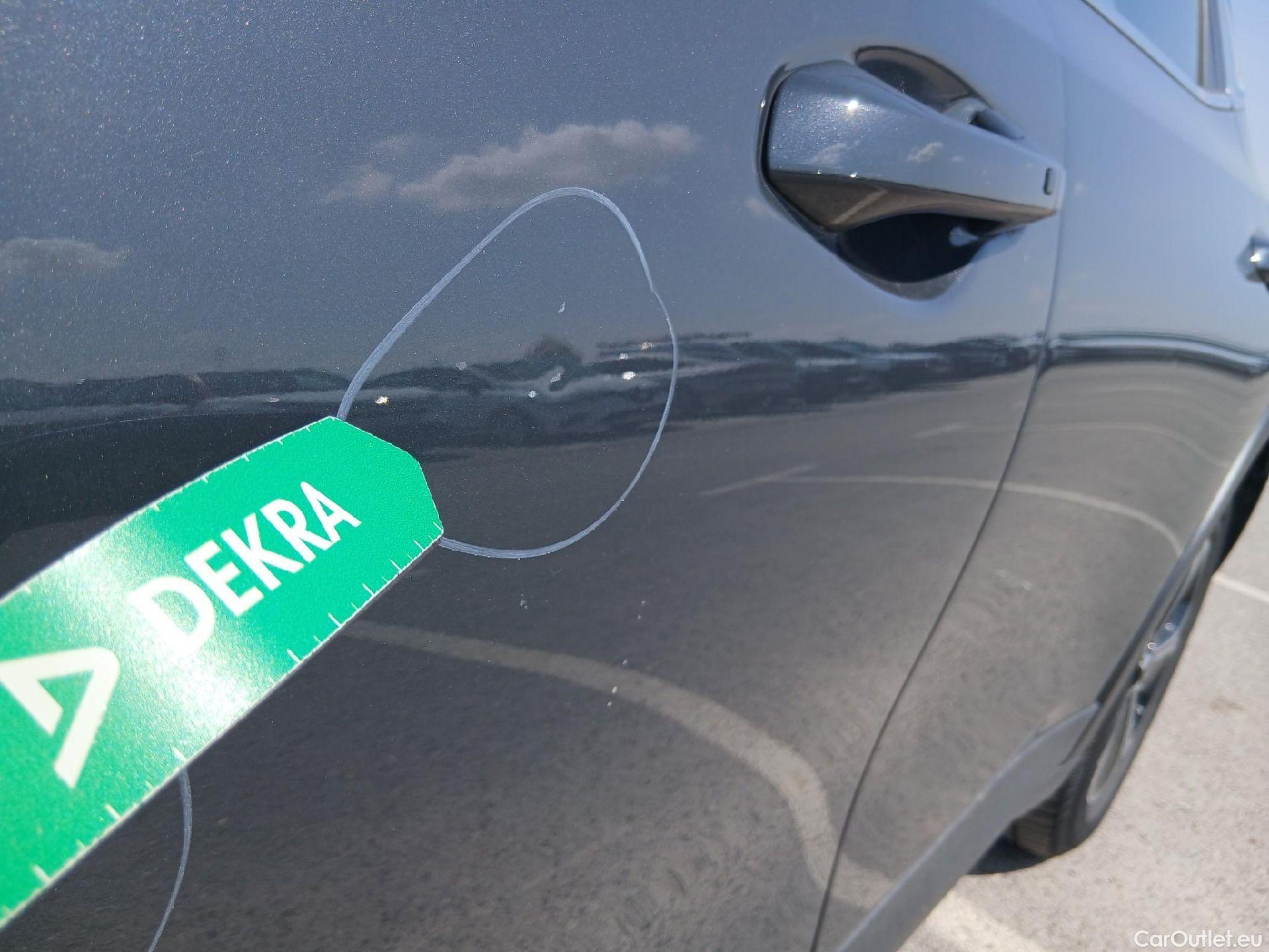  KIA  XCeed KIA  1.6 GDi PHEV 104kW (141CV) eDrive (AC) #13