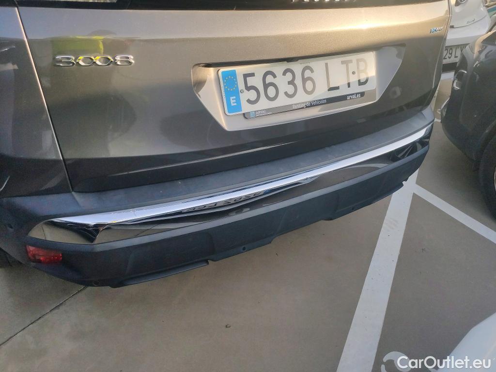  Peugeot  3008 PEUGEOT  Hybrid / 2020 / 5P / todoterreno 225 e-EAT8 Allure #1