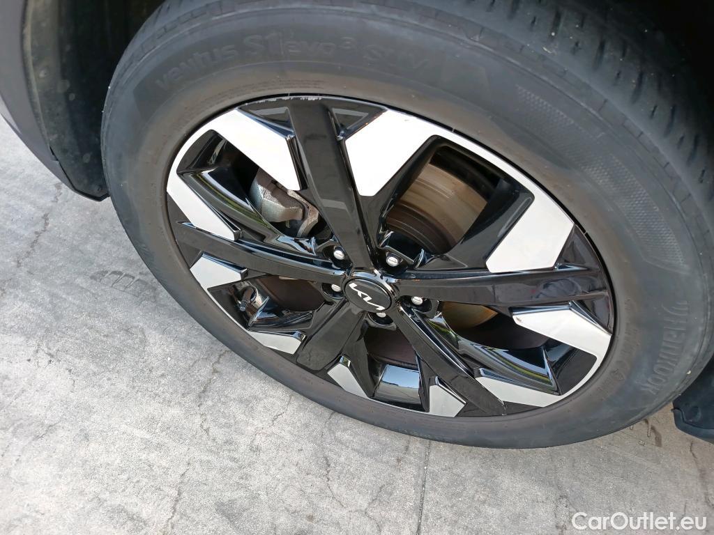  KIA  Sportage KIA  / 2022 / 5P / todoterreno 1.6 T-GDi PHEV 198kW (265CV) Drive 4X4 #1