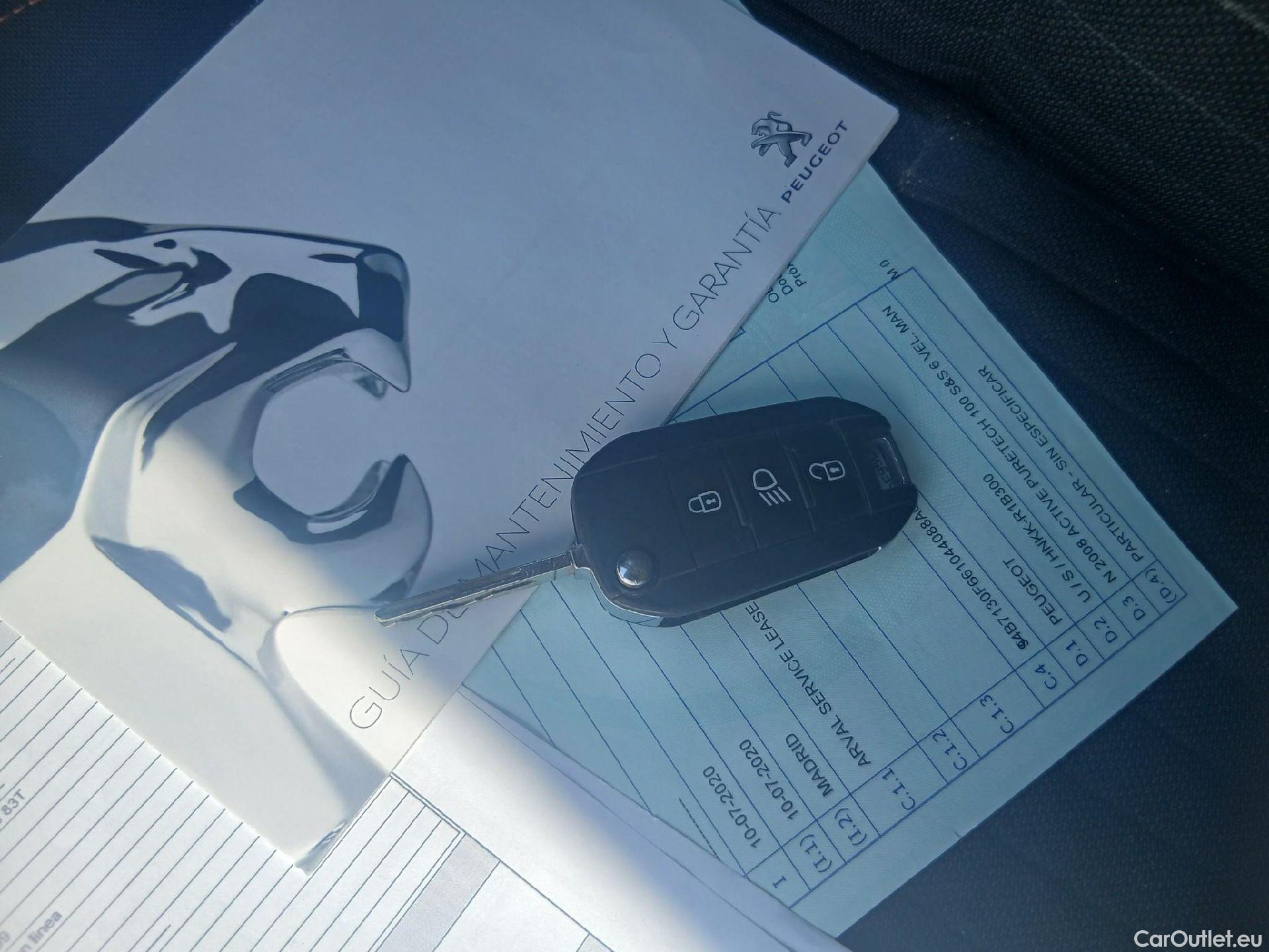  Peugeot  2008 PEUGEOT  / 2019 / 5P / todoterreno Active Puretech 100 S&S BVM6 #1