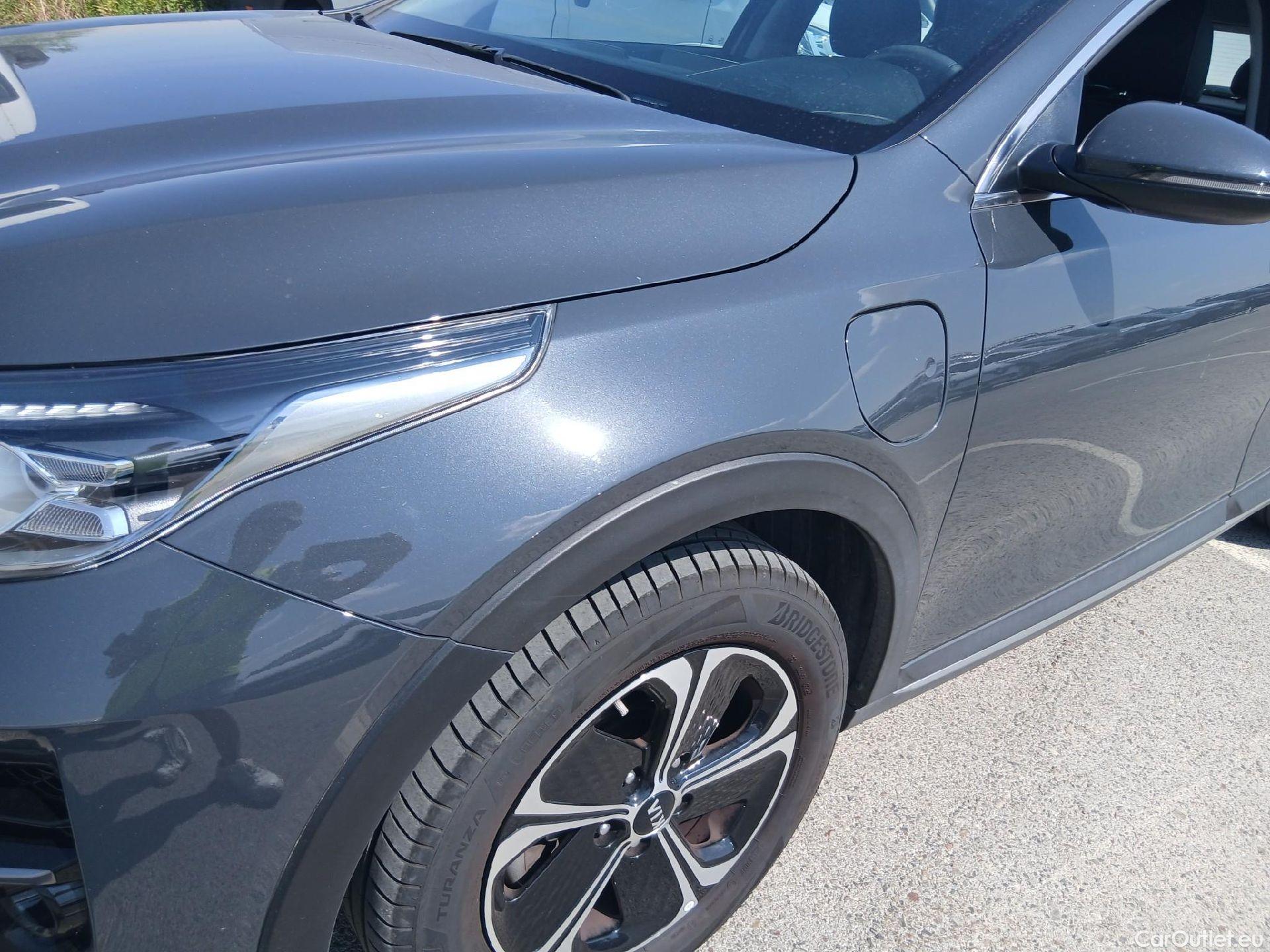 KIA  XCeed KIA  1.6 GDi PHEV 104kW (141CV) eDrive (AC) #11