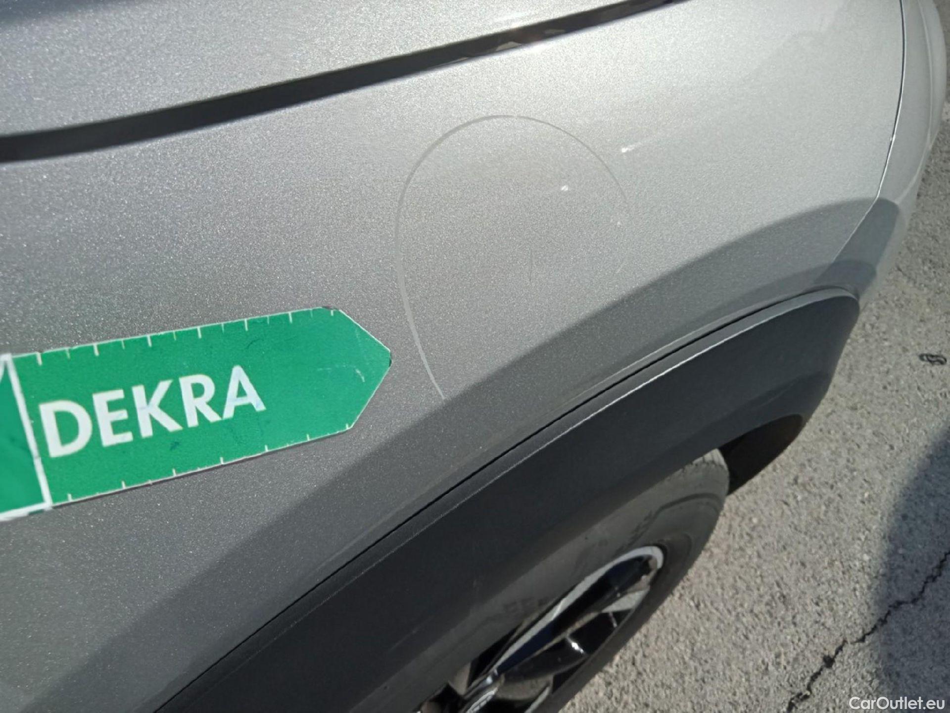  Nissan  Juke NISSAN  / 2019 / 5P / crossover 1.6 Hybrid 105kW (145CV) N-Connecta #25