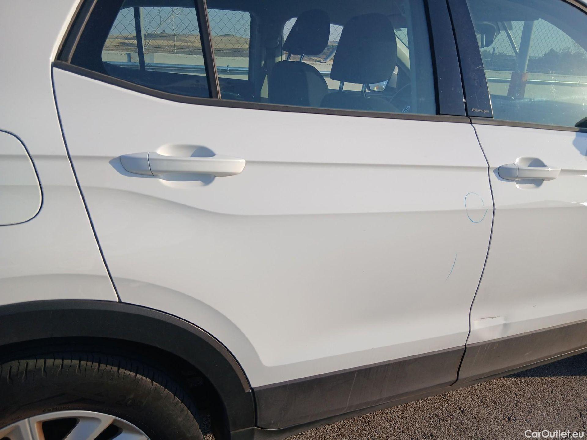  Volkswagen  T-CROSS VOLKSWAGEN  / 2018 / 5P / todoterreno Advance 1.0 TSI 81kW (110CV) DSG (AC3) #29