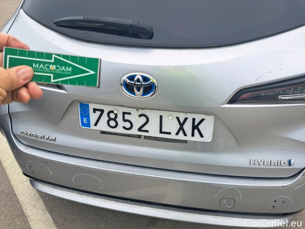  Toyota  Corolla TOYOTA  / 2019 / 5P / familiar 1.8 125H ACTIVE TECH E-CVT TOU SPORT #1