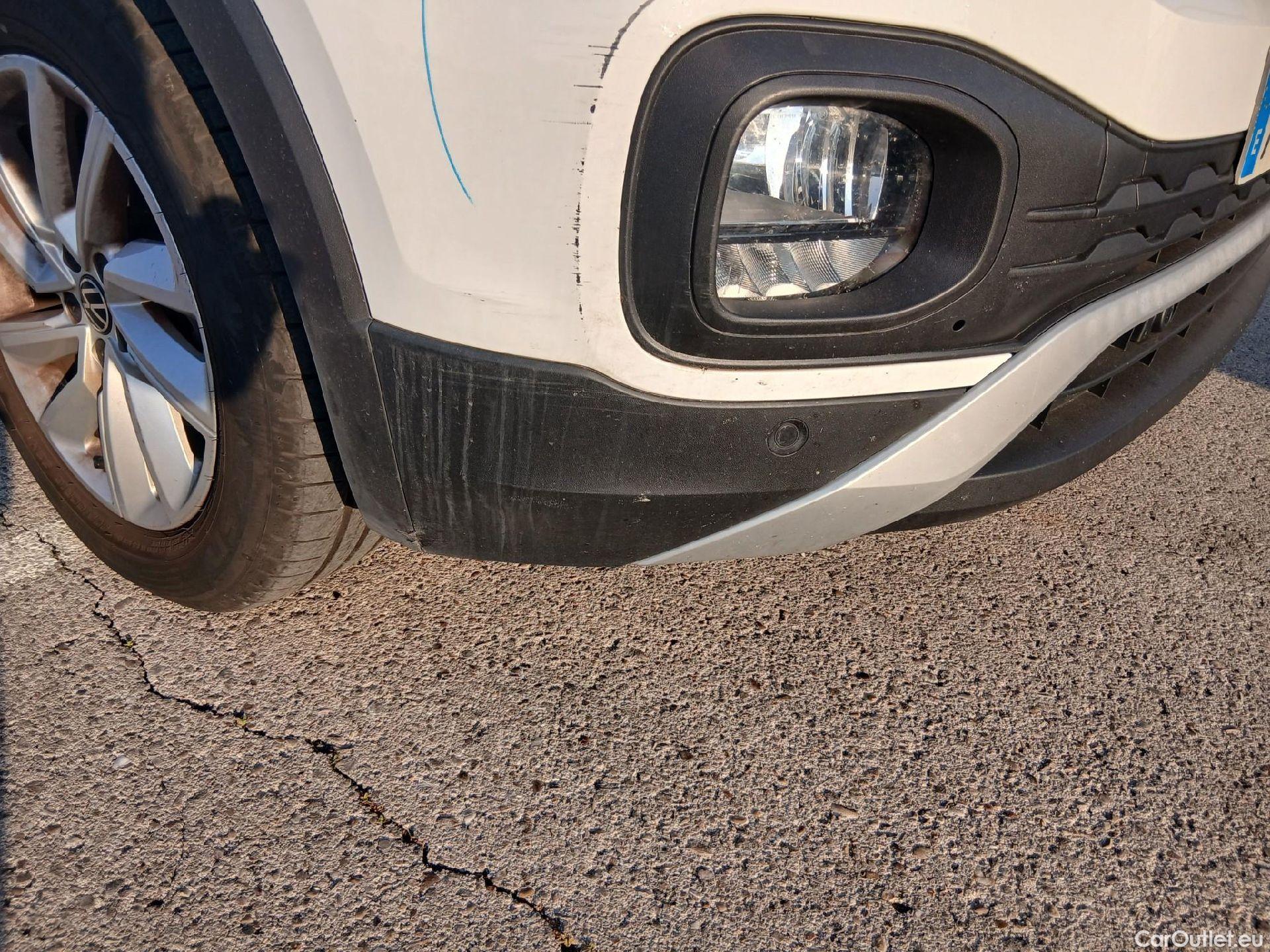  Volkswagen  T-CROSS VOLKSWAGEN  / 2018 / 5P / todoterreno Advance 1.0 TSI 81kW (110CV) DSG (AC3) #6