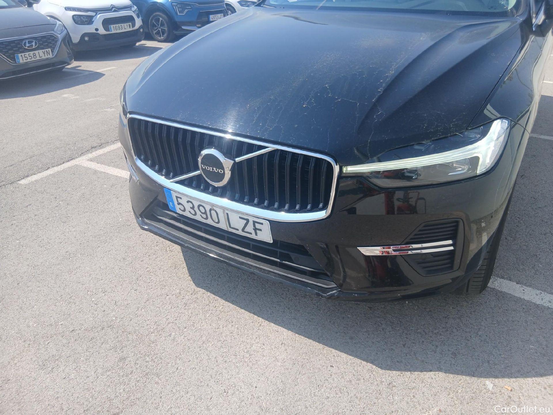  Volvo  XC60 VOLVO  / 2017 / 5P / todoterreno 2.0 B4 D Core Auto #4