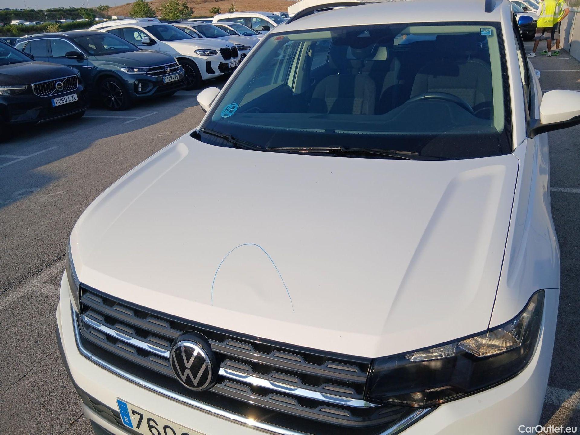  Volkswagen  T-CROSS VOLKSWAGEN  / 2018 / 5P / todoterreno Advance 1.0 TSI 81kW (110CV) DSG (AC3) #3