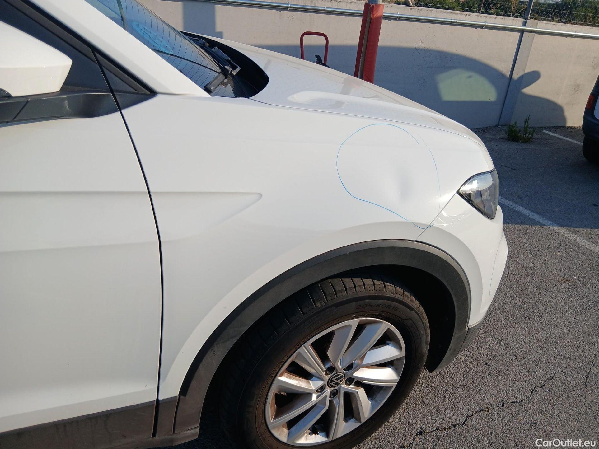  Volkswagen  T-CROSS VOLKSWAGEN  / 2018 / 5P / todoterreno Advance 1.0 TSI 81kW (110CV) DSG (AC3) #32