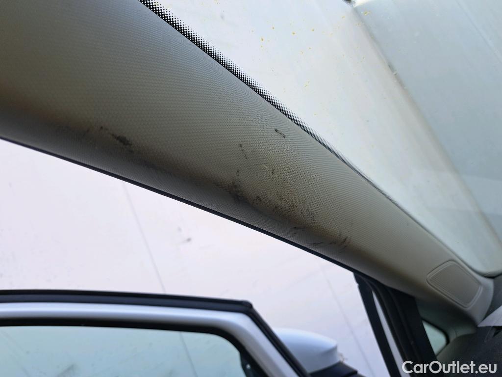  Volkswagen  Golf  VOLKSWAGEN / 2020 / 5P / berlina con portón 2.0 TDI 85kW (115CV) #53