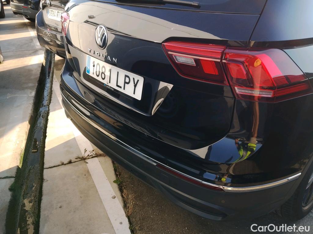  Volkswagen  Tiguan VOLKSWAGEN  / 2020 / 5P / todoterreno Life 2.0 TDI 110kW (150CV) DSG (AC2) #22