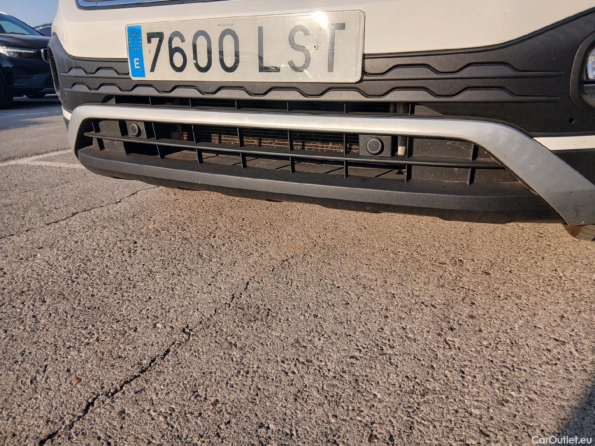  Volkswagen  T-CROSS VOLKSWAGEN  / 2018 / 5P / todoterreno Advance 1.0 TSI 81kW (110CV) DSG (AC3) #10