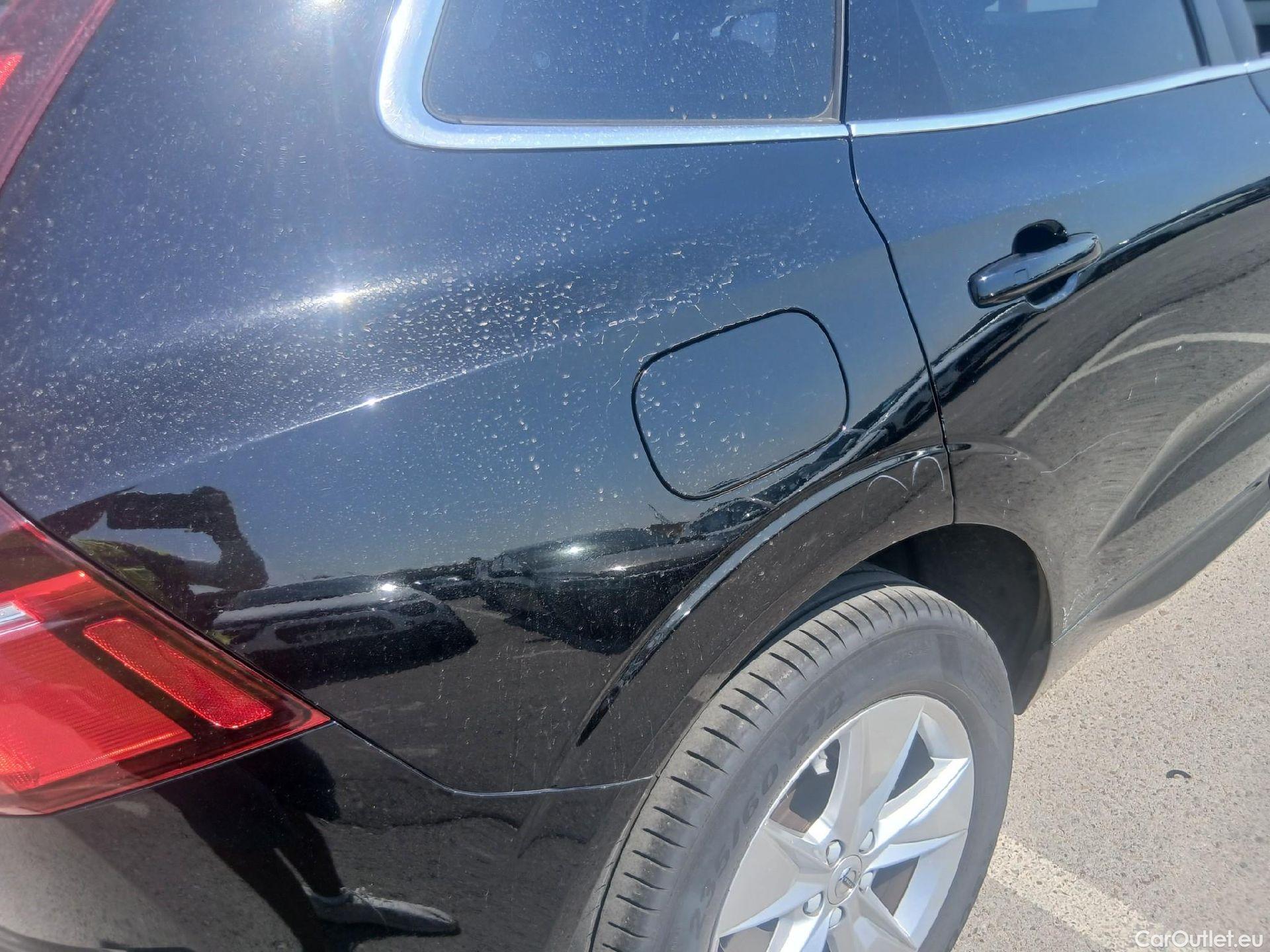  Volvo  XC60 VOLVO  / 2017 / 5P / todoterreno 2.0 B4 D Core Auto #20