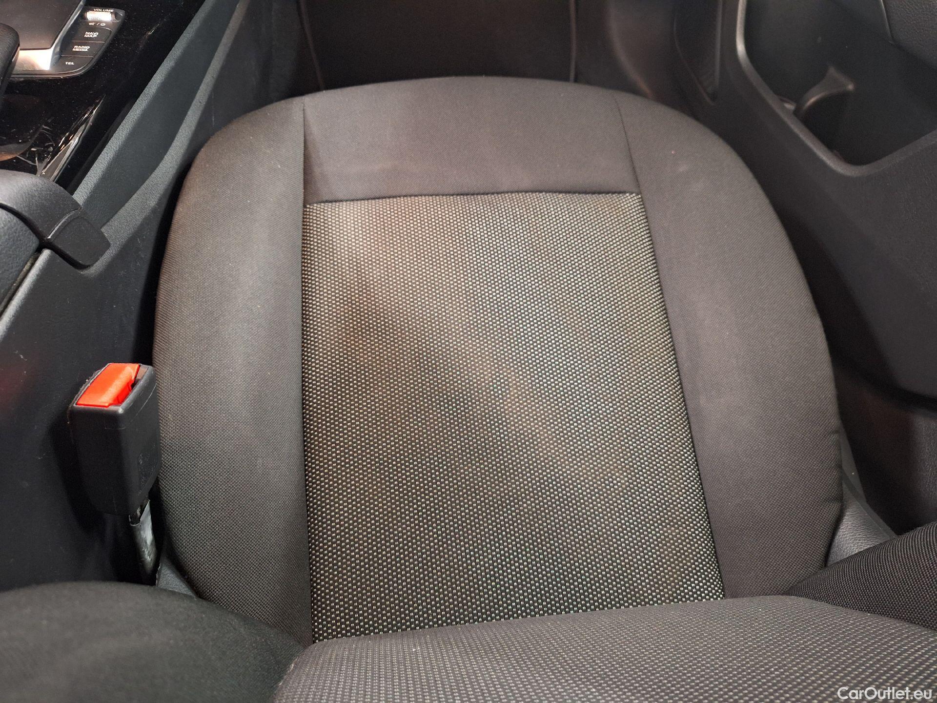 Mercedes  A-Klasse Mercedes, A-Class '18, A 200 d Busin.Sol.Limited Aut #35