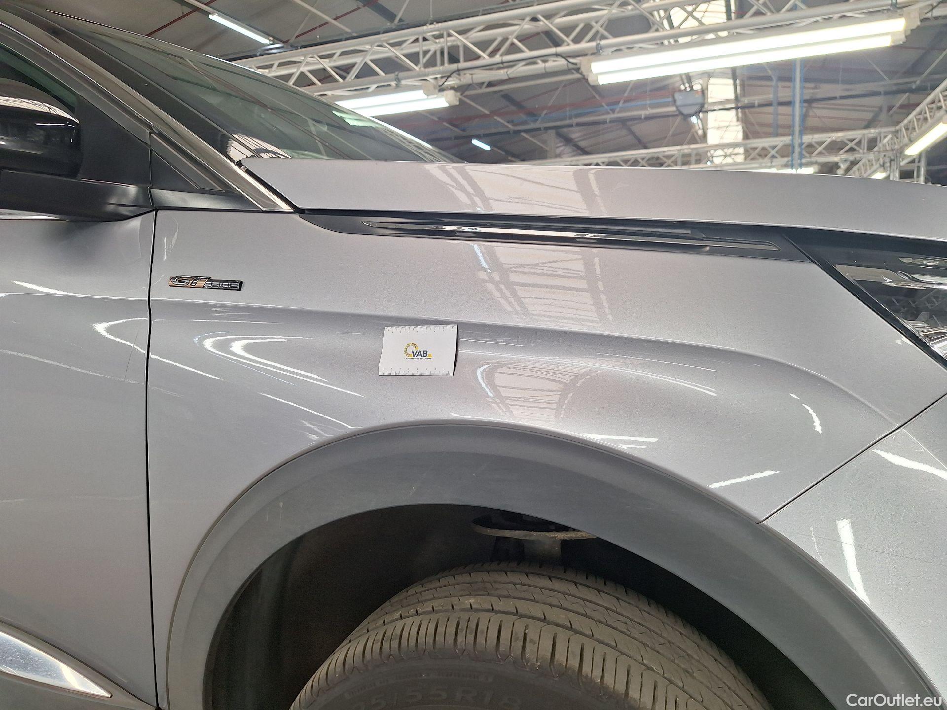  Peugeot  5008 Peugeot,  '16,  1.6THP 132kW GT Line A. #52