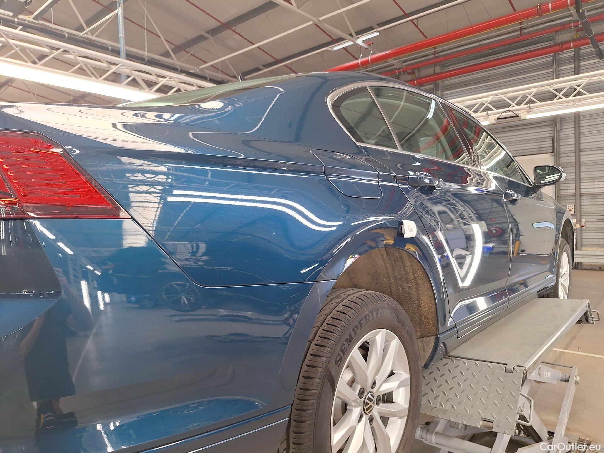  Volkswagen  Passat VW,  FL'19, Volkswagen  2.0 TDI 110kW Style Business 4d #29
