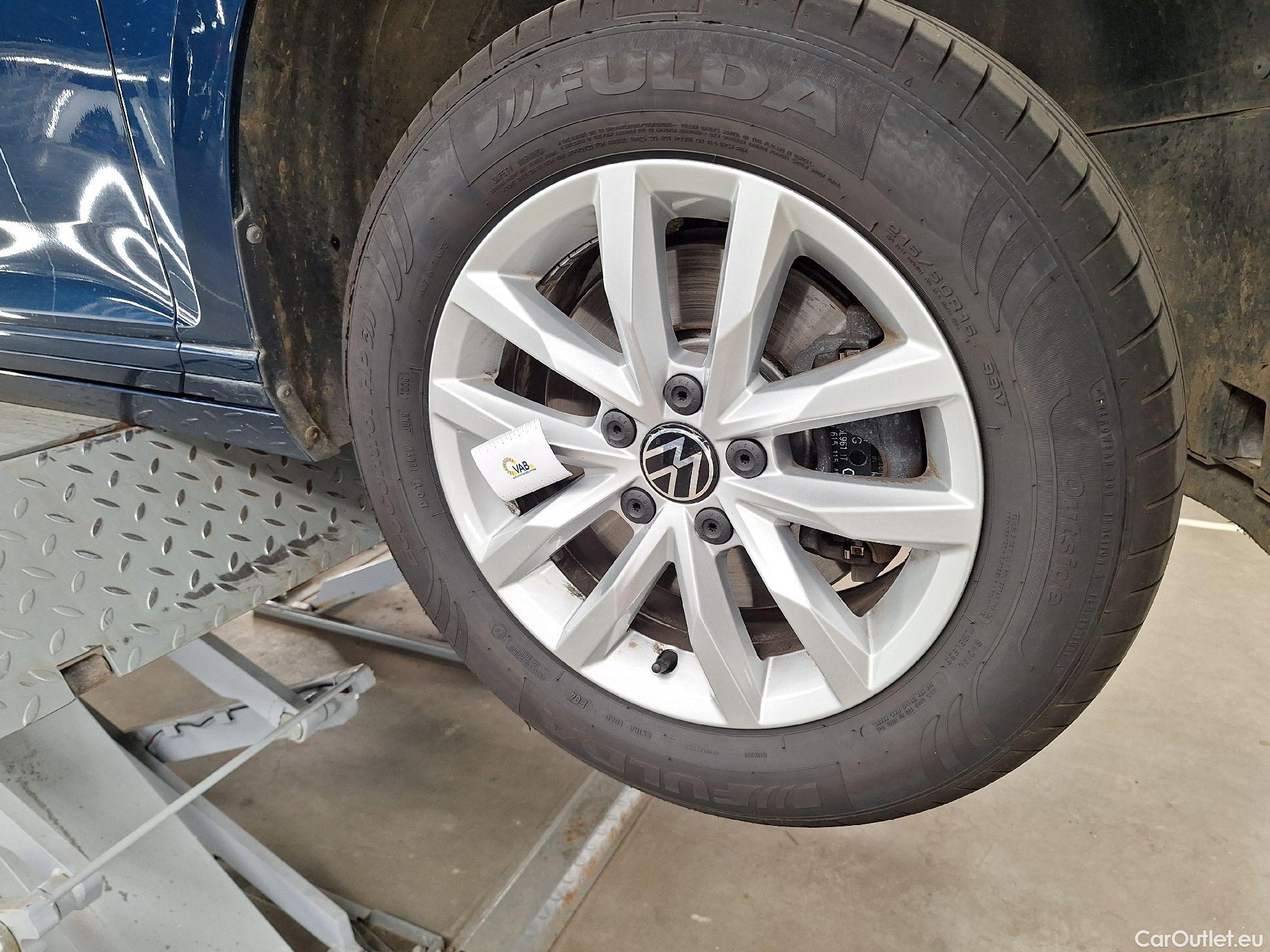  Volkswagen  Passat VW,  FL'19, Volkswagen  2.0 TDI 110kW Style Business 4d #64