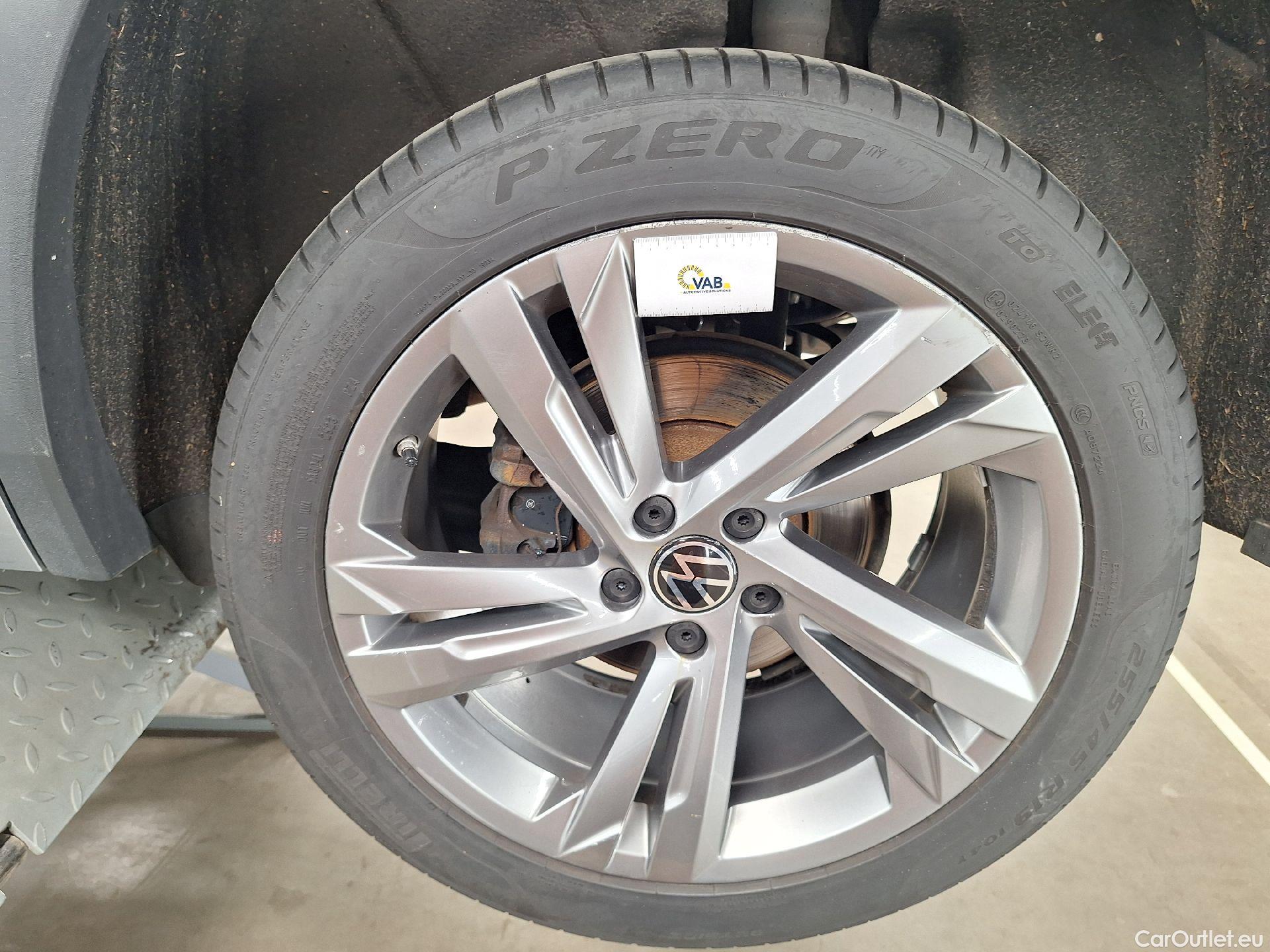  Volkswagen  Tiguan VW,  Alls FL'21, Volkswagen  Allspace 2.0 TDI DSG Platinum 5d #52