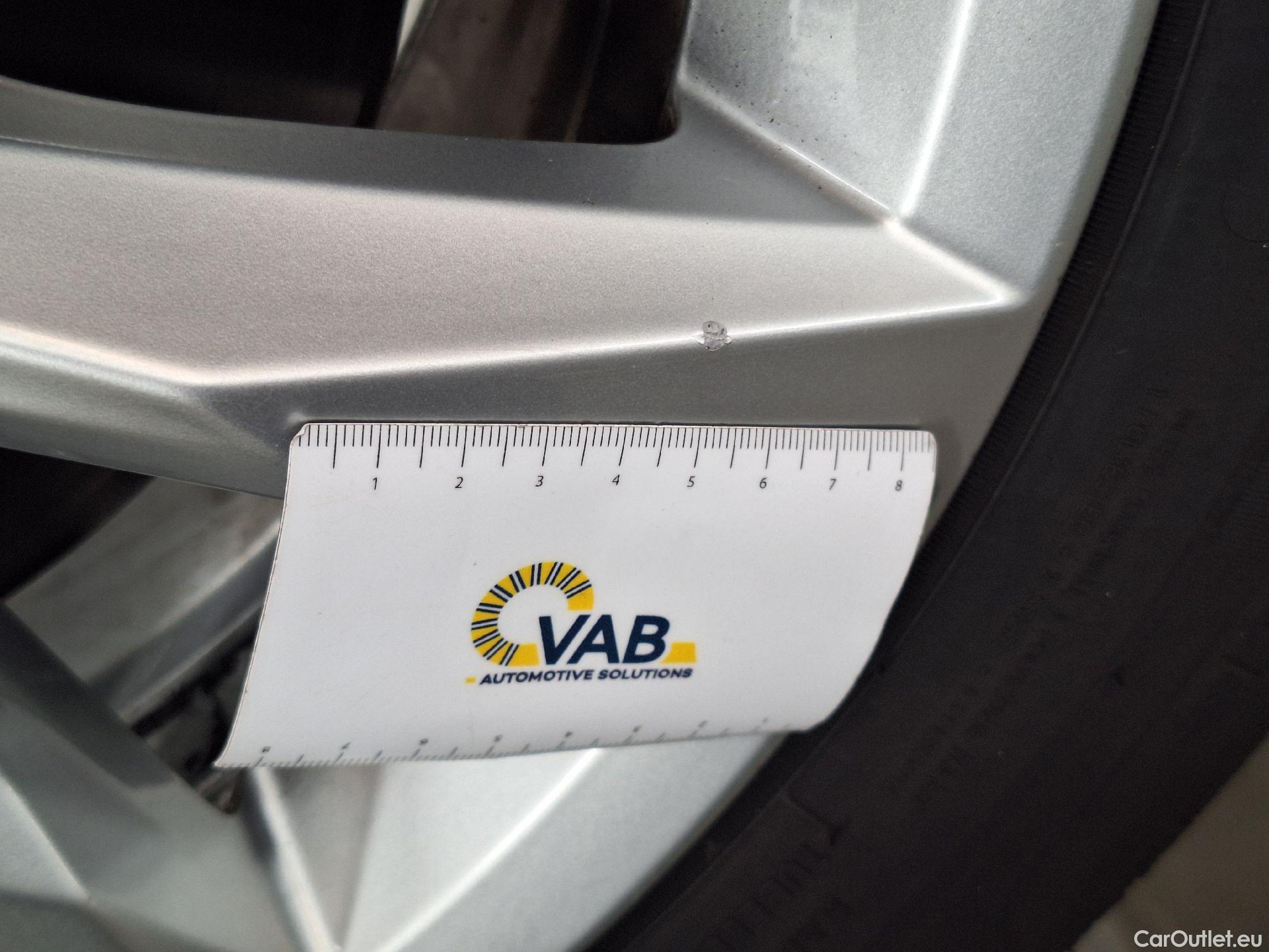  Volkswagen  Passat VW,  FL'19, Volkswagen  2.0 TDI 110kW Style Business 4d #49