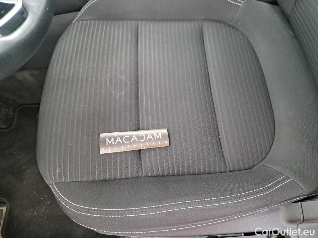  Ford  Kuga FORD   2019  5P  SUV 25 Duratec 225 ch PHEV eCVT Titanium #9
