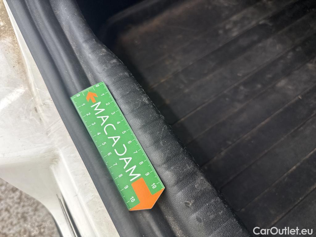  Citroen  C3  Société Feel Nav 1.5 BlueHDI 100CV BVM5 E6dT #8