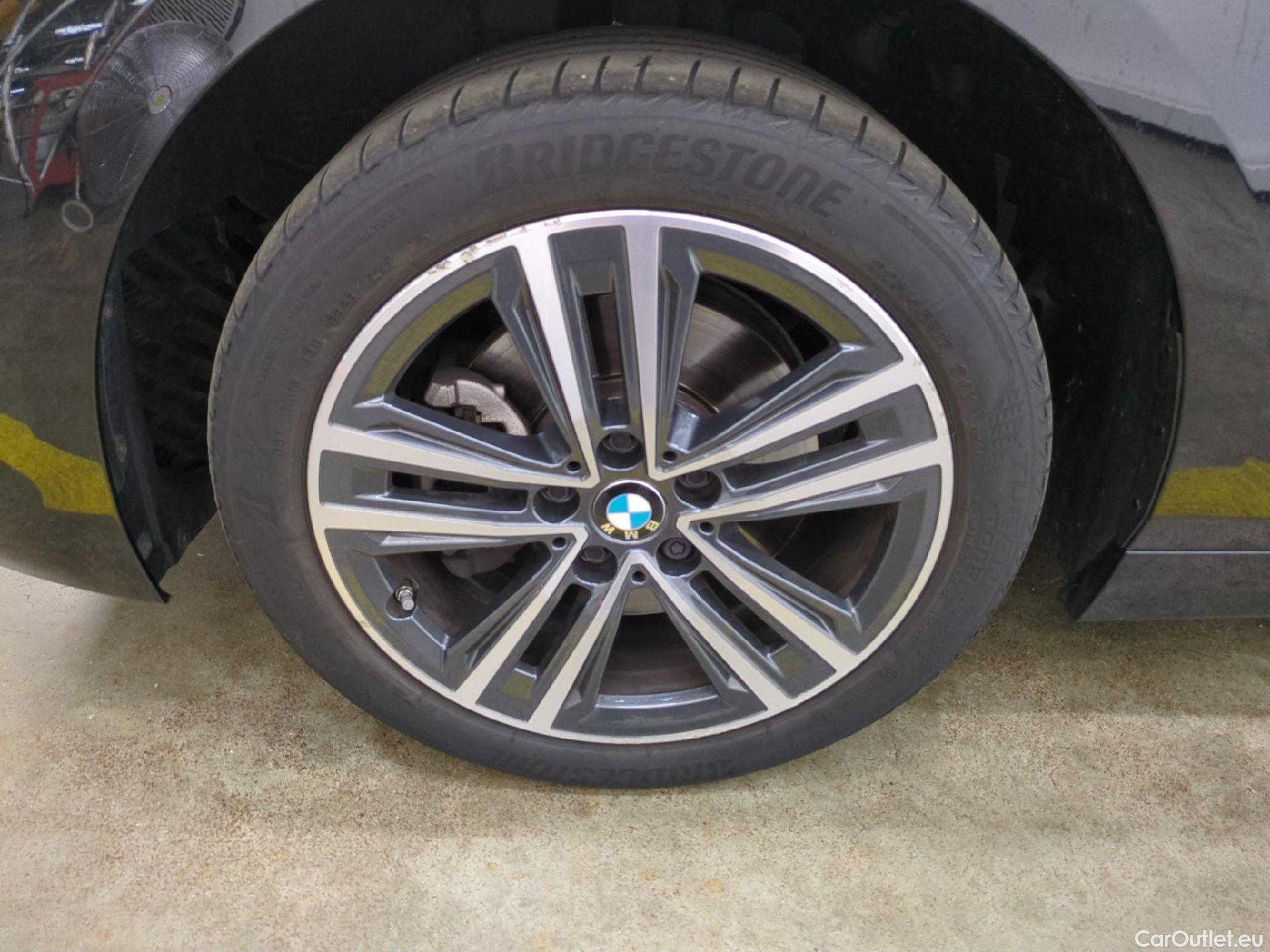  Bmw  Serie 1 BMW Série 1 / 2019 / 5P / Berline 116i Business Design #3