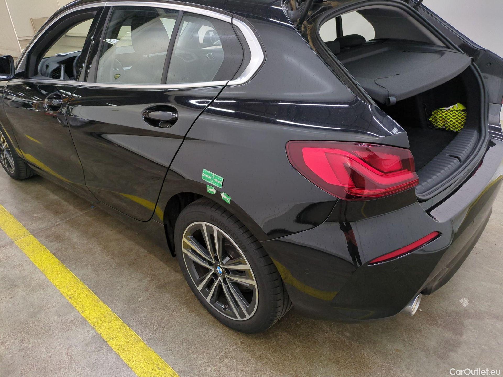 Bmw  Serie 1 BMW Série 1 / 2019 / 5P / Berline 116i Business Design #18