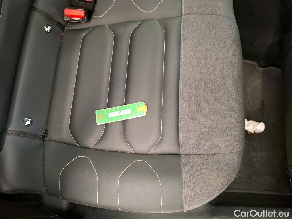  Citroen  C4 CITROEN  X / 2022 / 4P / Berline PureTech 130 S&S EAT8 Shine #41