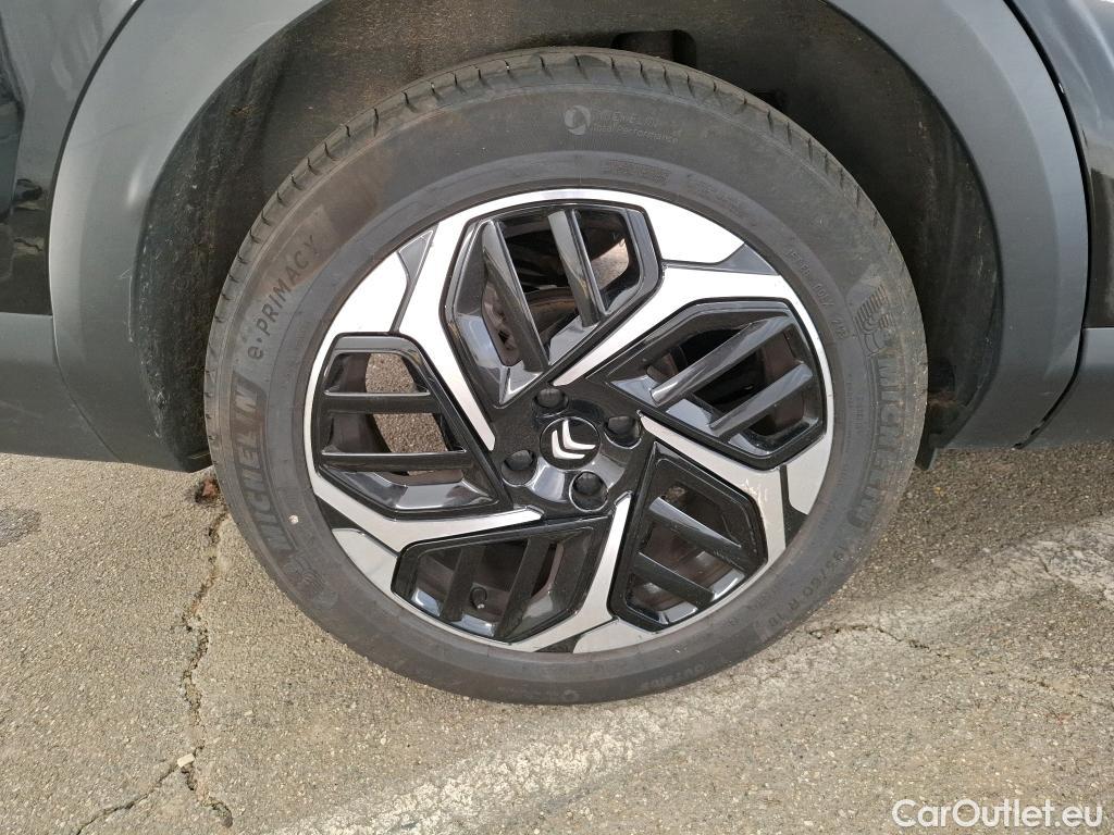  Citroen  C4 CITROEN  X / 2022 / 4P / Berline PureTech 130 S&S EAT8 Shine #61