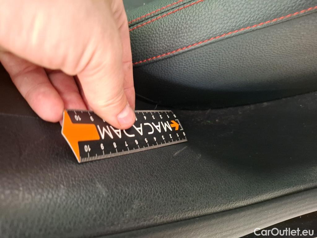  Mercedes  B-Klasse Classe B / 2019 / 5P / monospace B 200 d AMG Line Edition BA8 #104