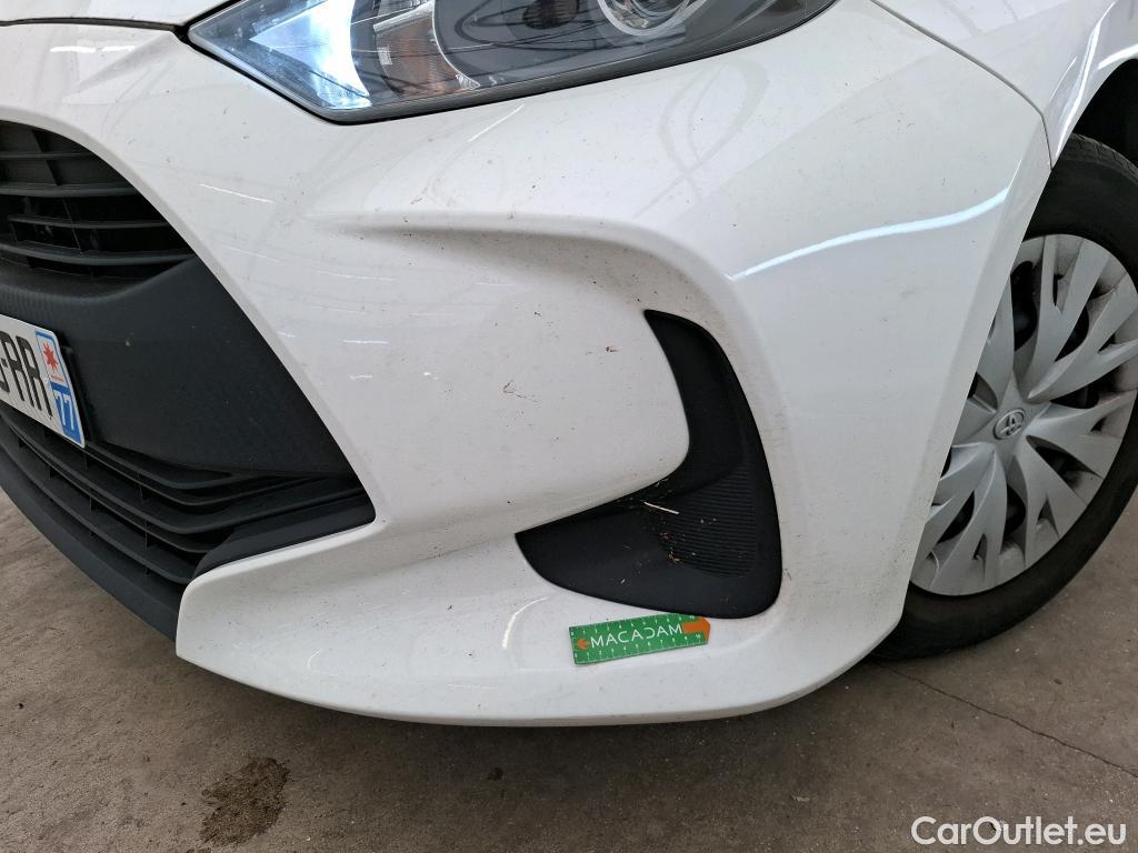  Toyota  Yaris TOYOTA  Hybride / 2019 / 5P / Berline Hybride 116h Dynamic #1
