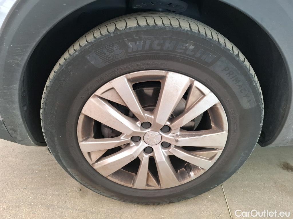  Peugeot  3008  II Active Pack 1.2 PureTech 130CV BVA8 E6d #35