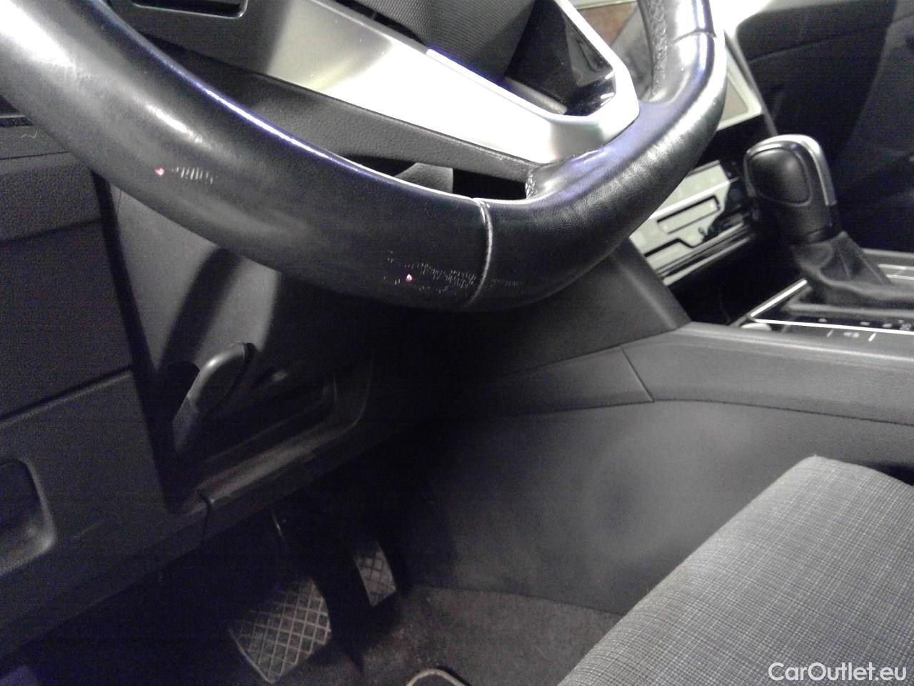  Volkswagen  Passat  SC TSI 150 Aut. #9