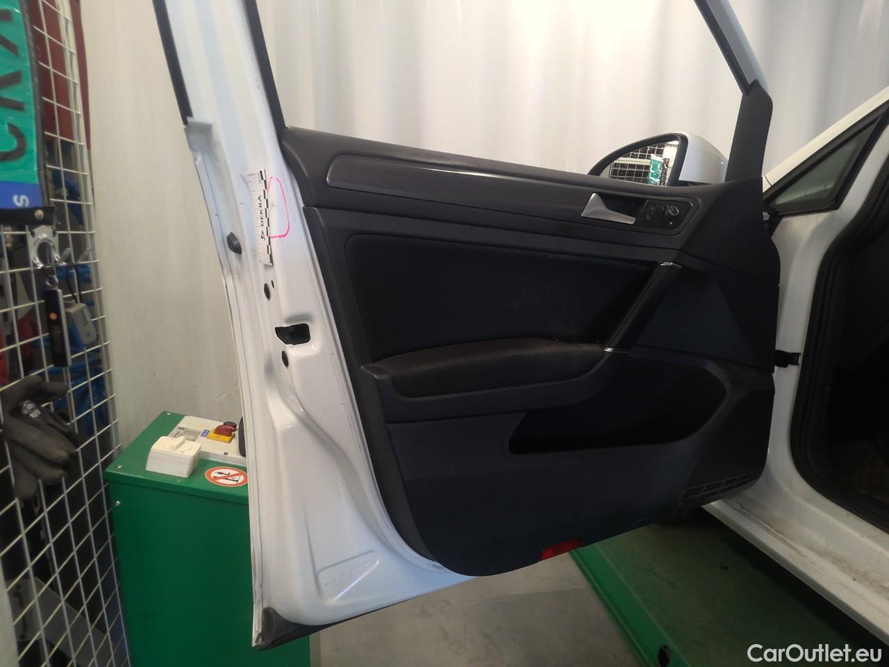  Volkswagen  Golf  Sp.Combi TSI 110 Aut. #10