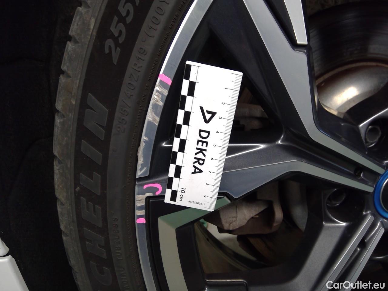  Bmw  I4  eDrive40 #8