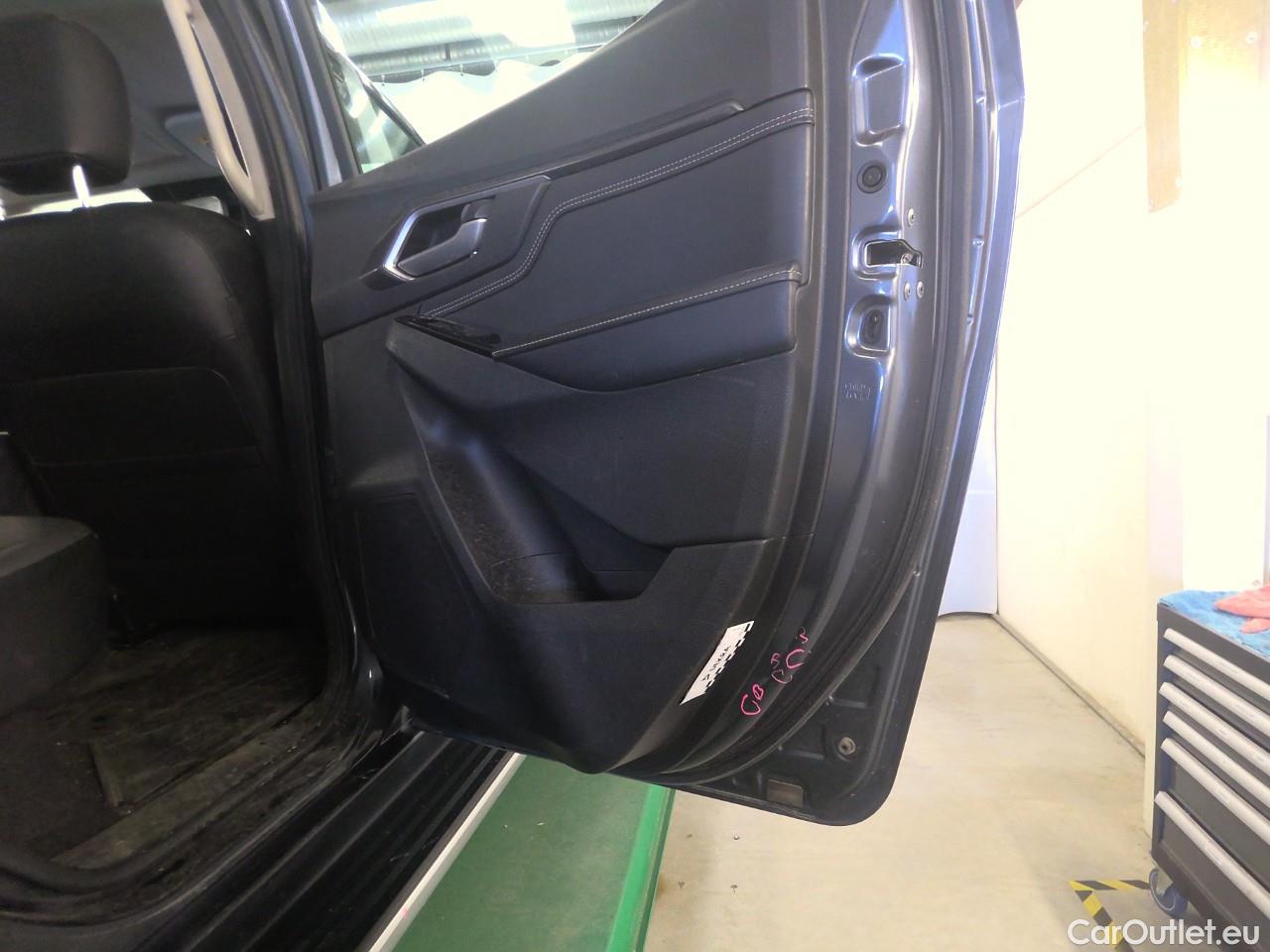  Isuzu  D-Max  1.9 DC XRL Aut 4d #53