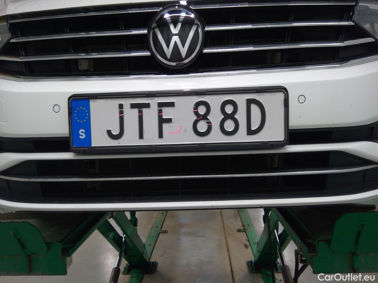  Volkswagen  Passat  SC TSI 150 Aut. #1