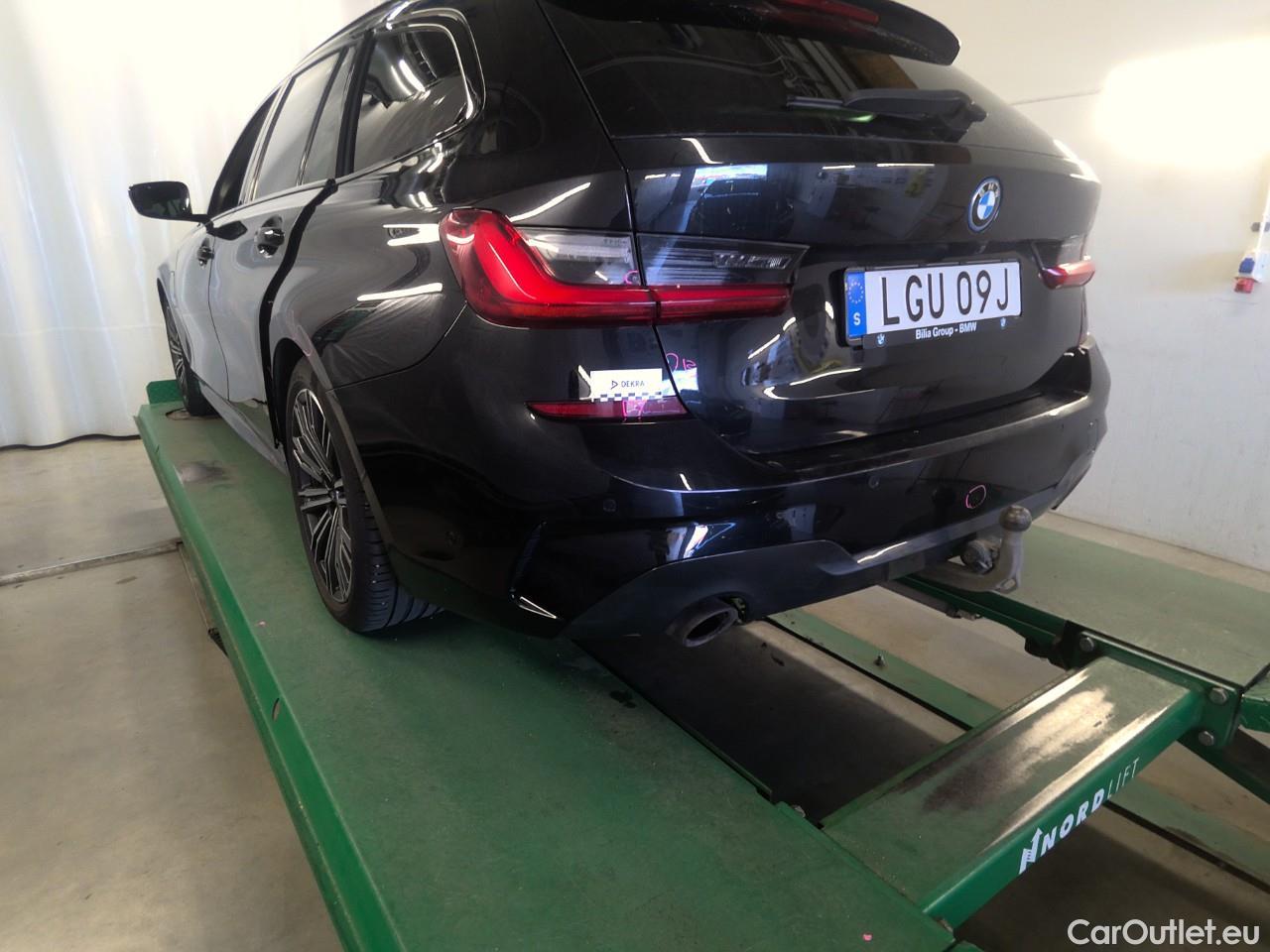  Bmw  Serie 3 330e Tour.xDr. Con.M-Sp. Aut #39