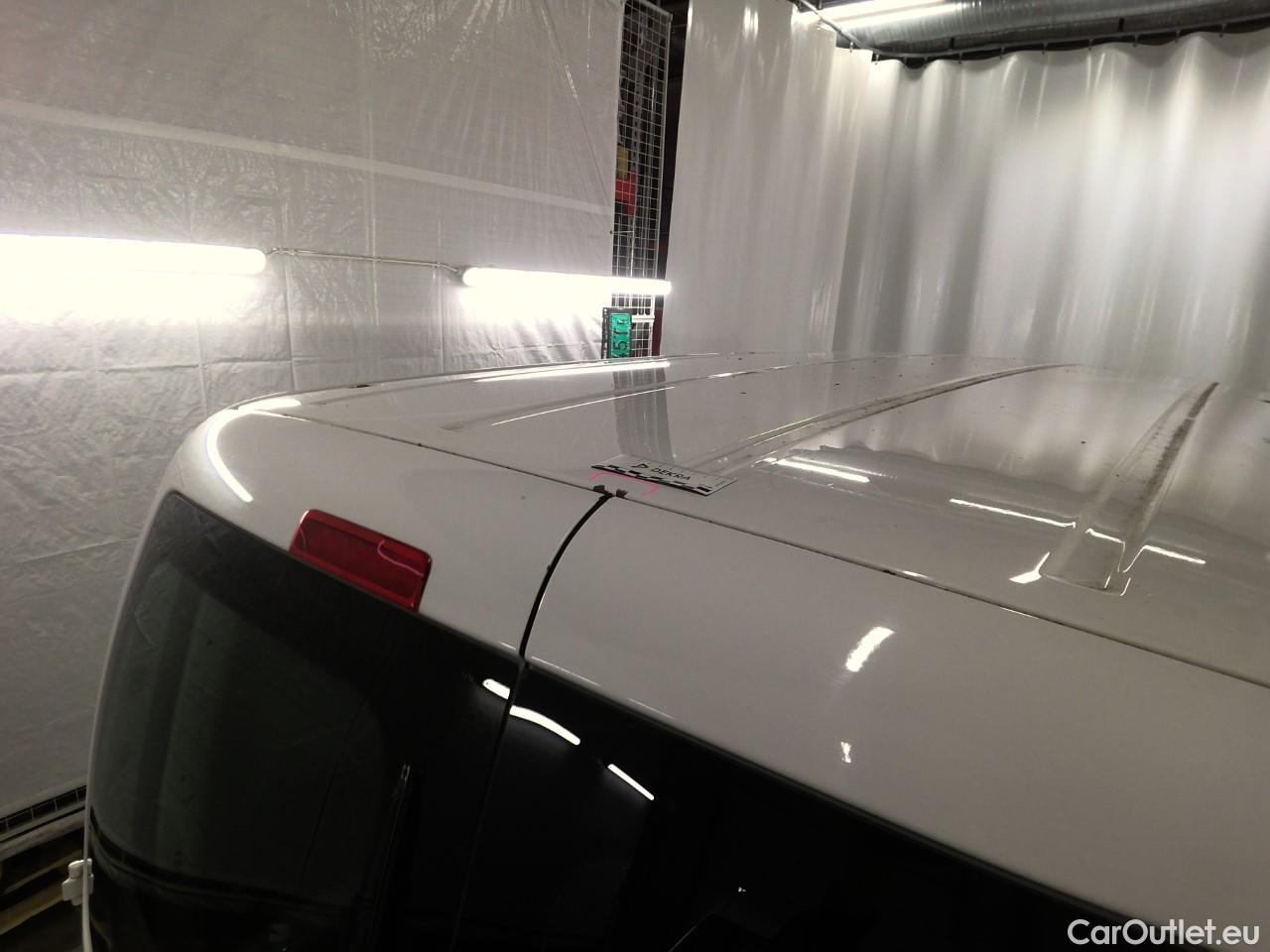  Volkswagen  Caddy  TDI 75 Maxi #21