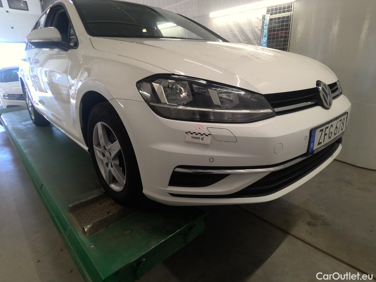  Volkswagen  Golf  Sp.Combi TSI 110 Aut. #2