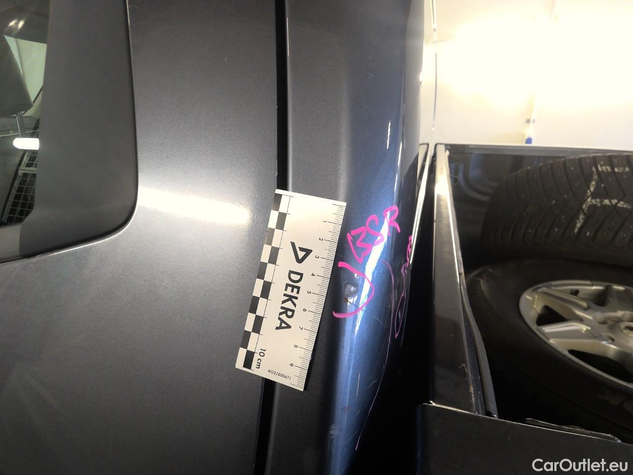  Isuzu  D-Max  1.9 DC XRL Aut 4d #76