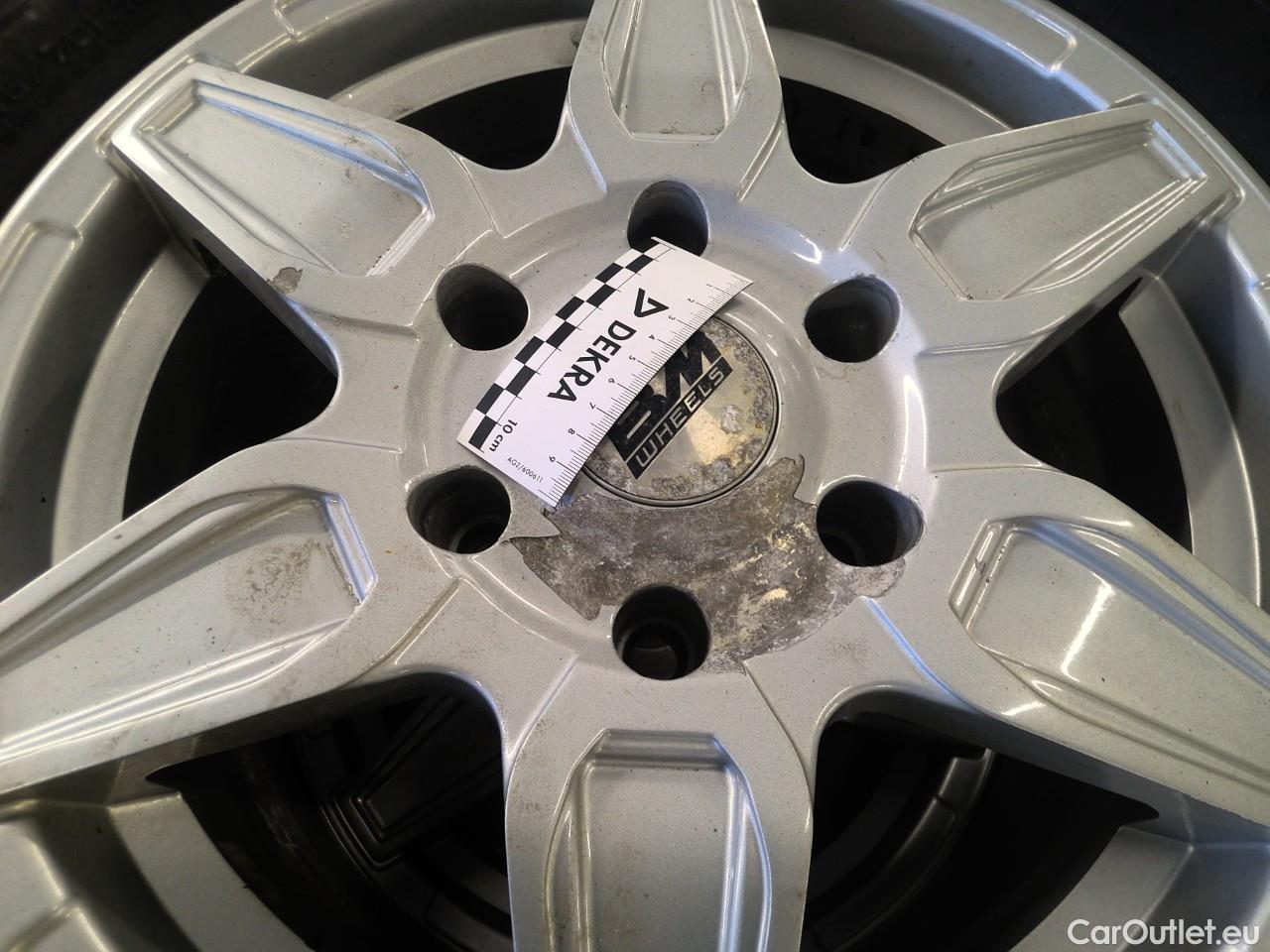  Isuzu  D-Max  1.9 DC XRL Aut 4d #75