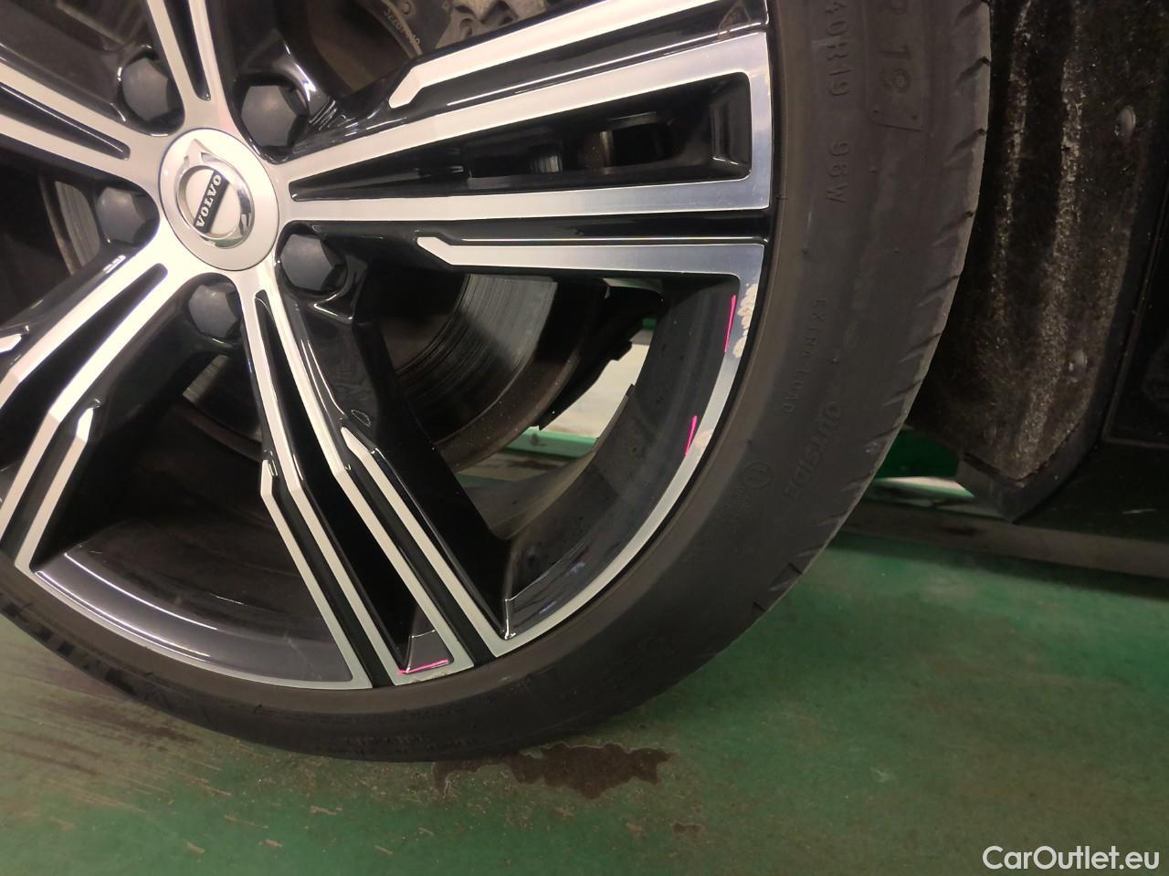  Volvo  V60  T6 AWD Inscript.Rechar.Aut #28