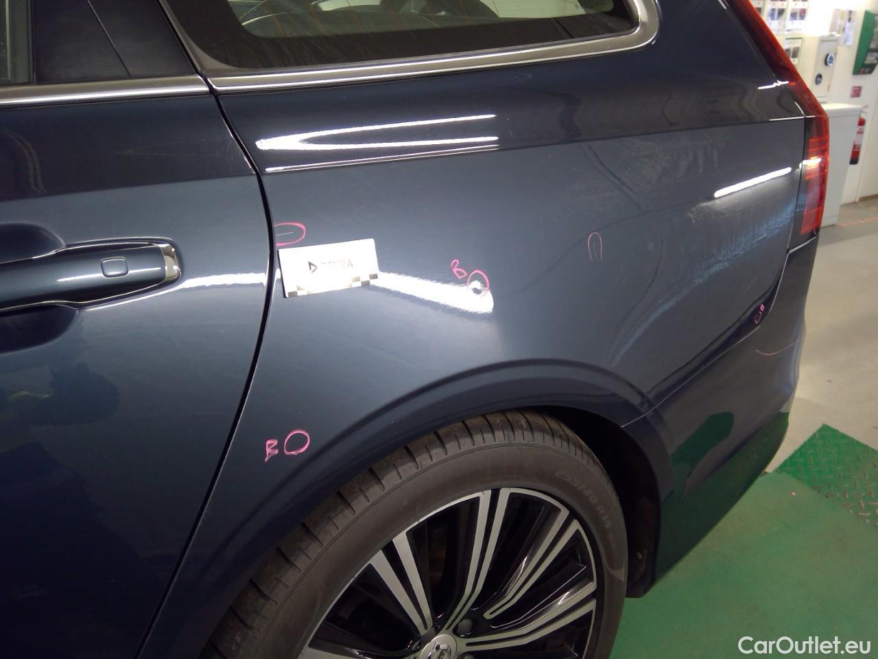  Volvo  V90  T8 Inscr. Rech. AWD Aut #24
