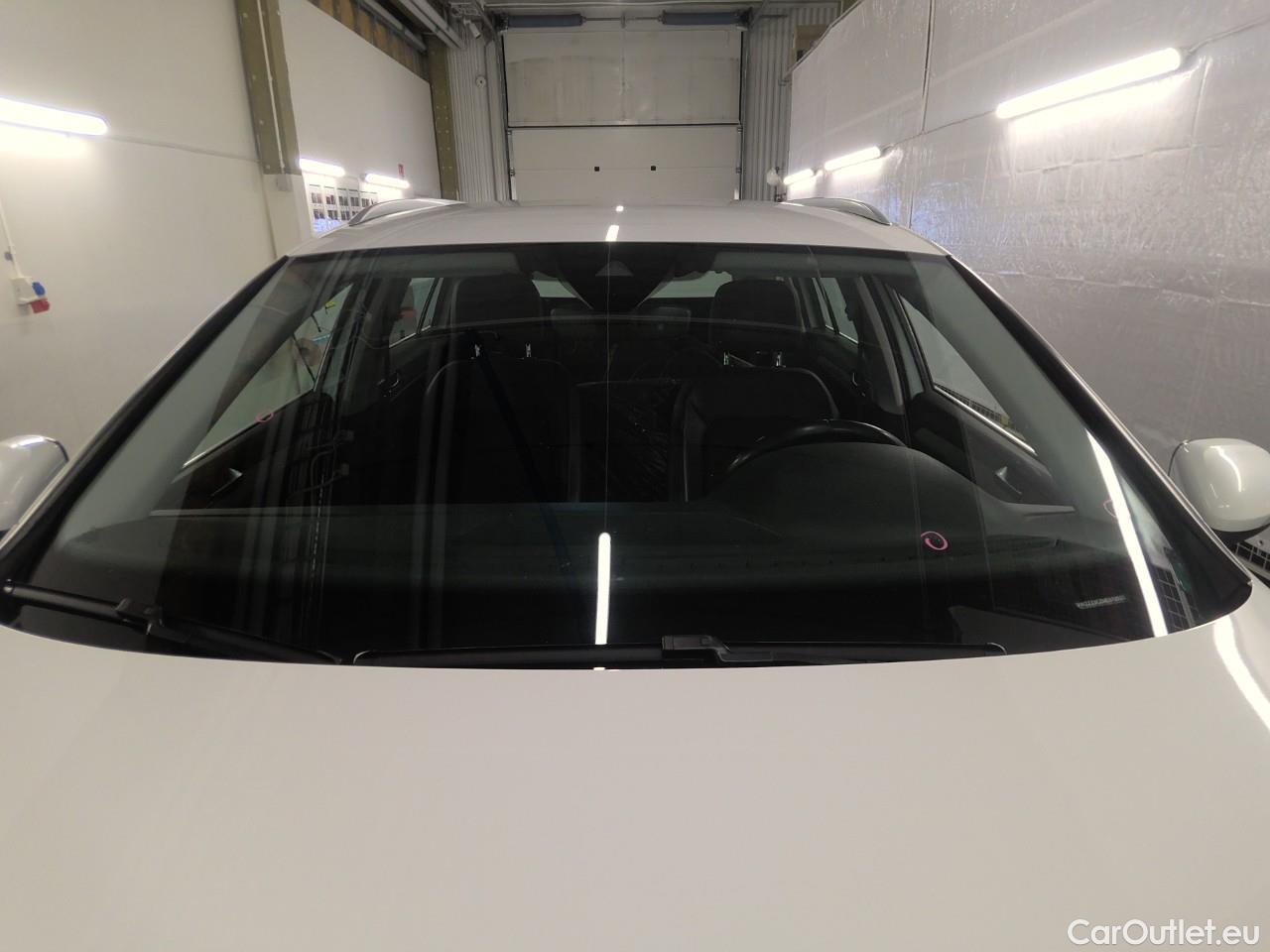  Volkswagen  Passat  Sp.Combi GTE #23