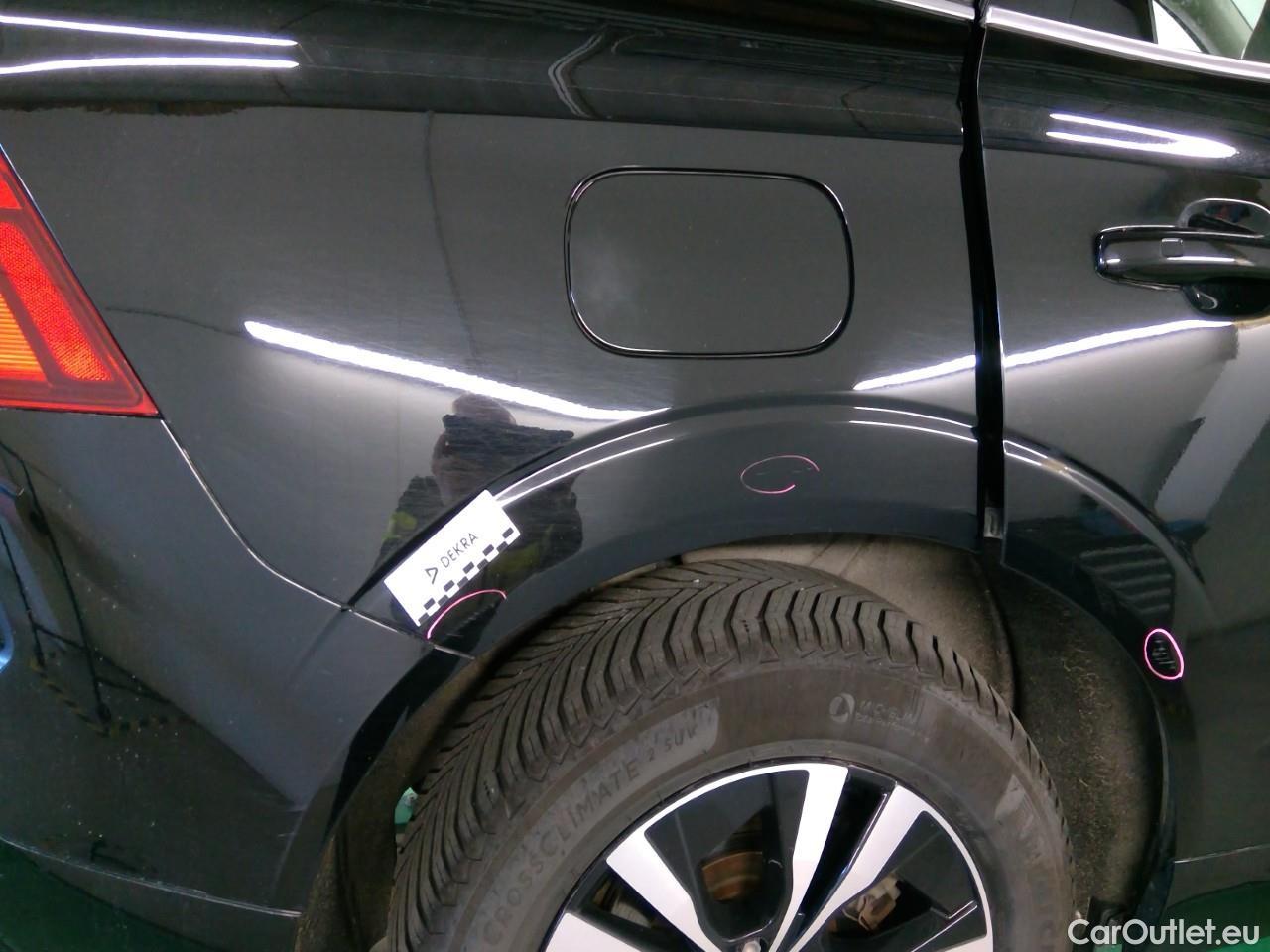  Volvo  XC60  T6 350 Co.Ed.Rec. AWD Aut #18