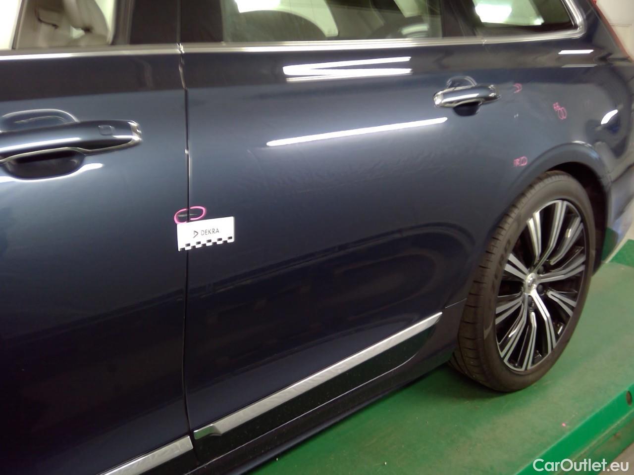  Volvo  V90  T8 Inscr. Rech. AWD Aut #16