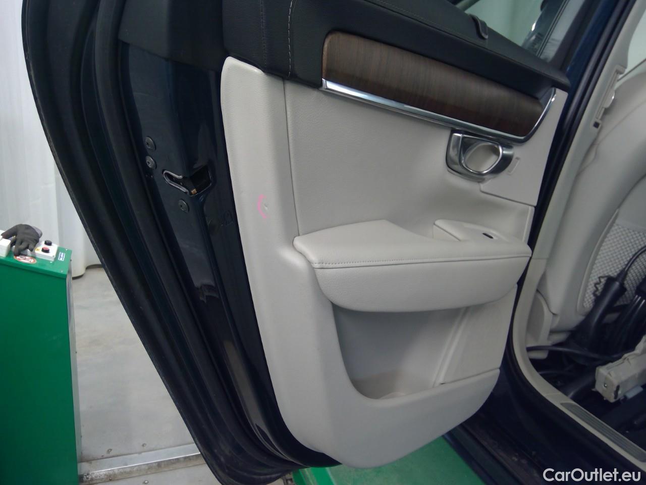  Volvo  V90  T8 Inscr. Rech. AWD Aut #21
