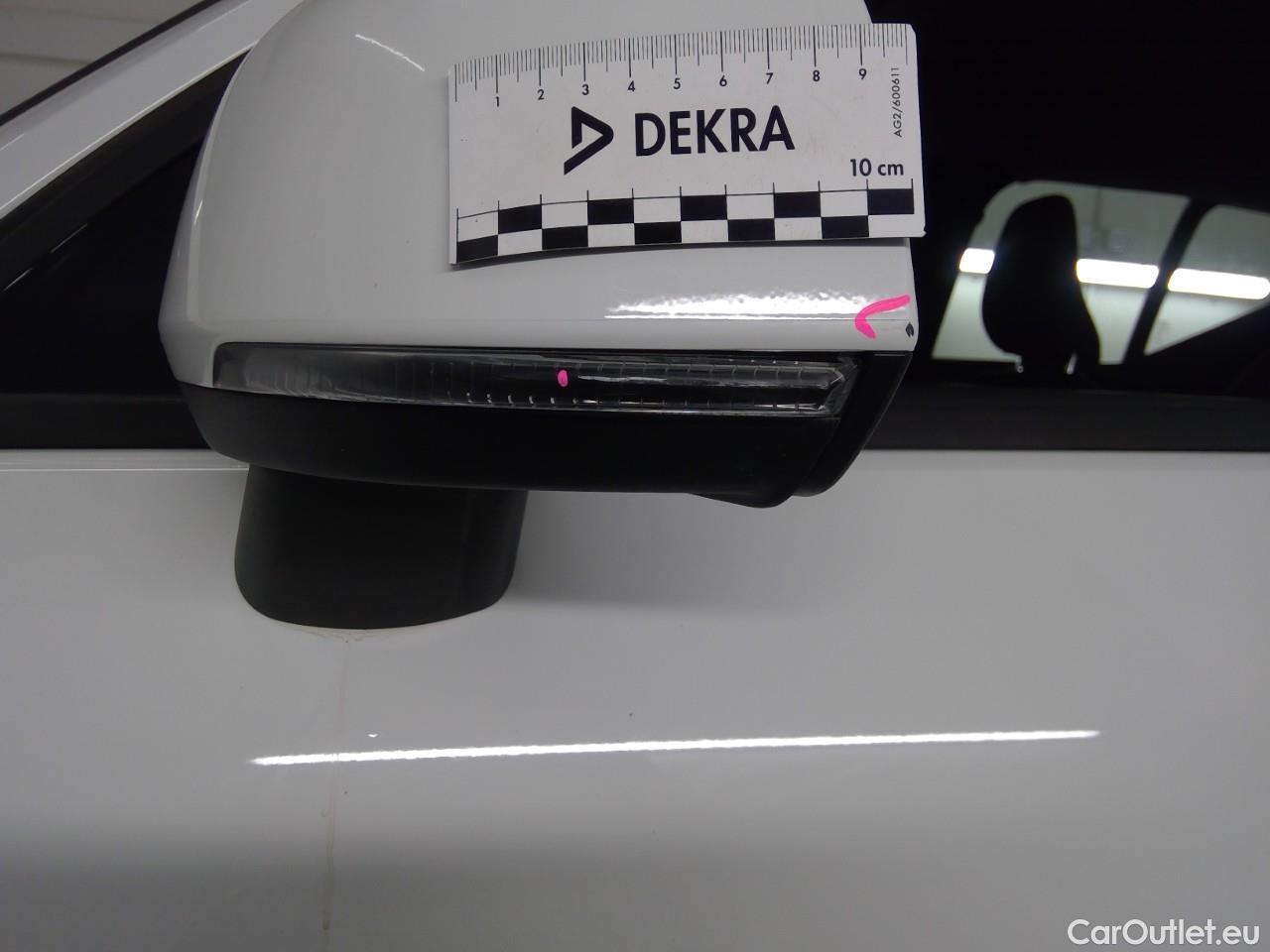  Volvo  XC 40 XC40 D3 AWD Momentum Edition #14